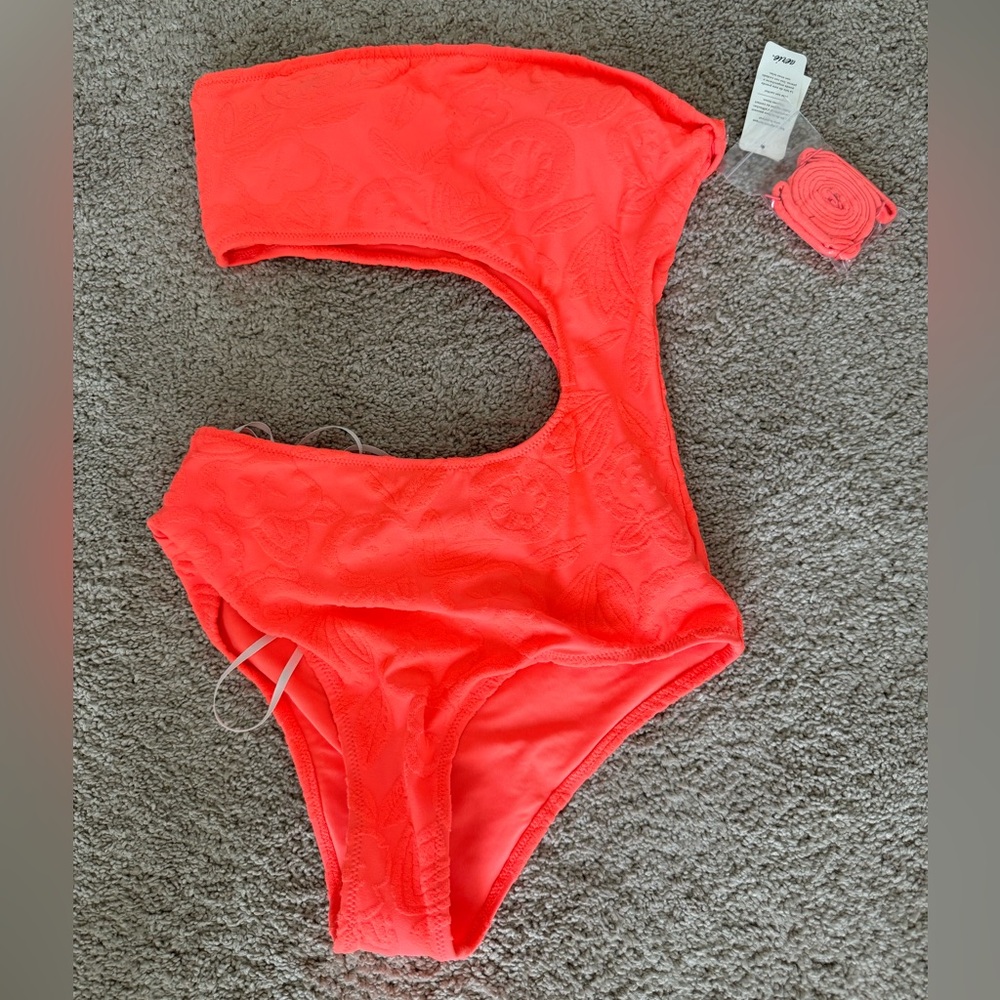 Aerie One Piece Woman’s Swimsuit